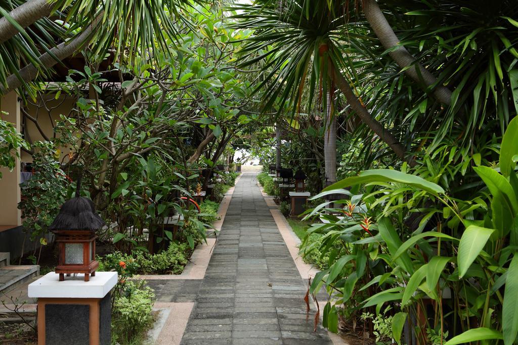 Villa Grasia กีลีตราวางัน ภายนอก รูปภาพ