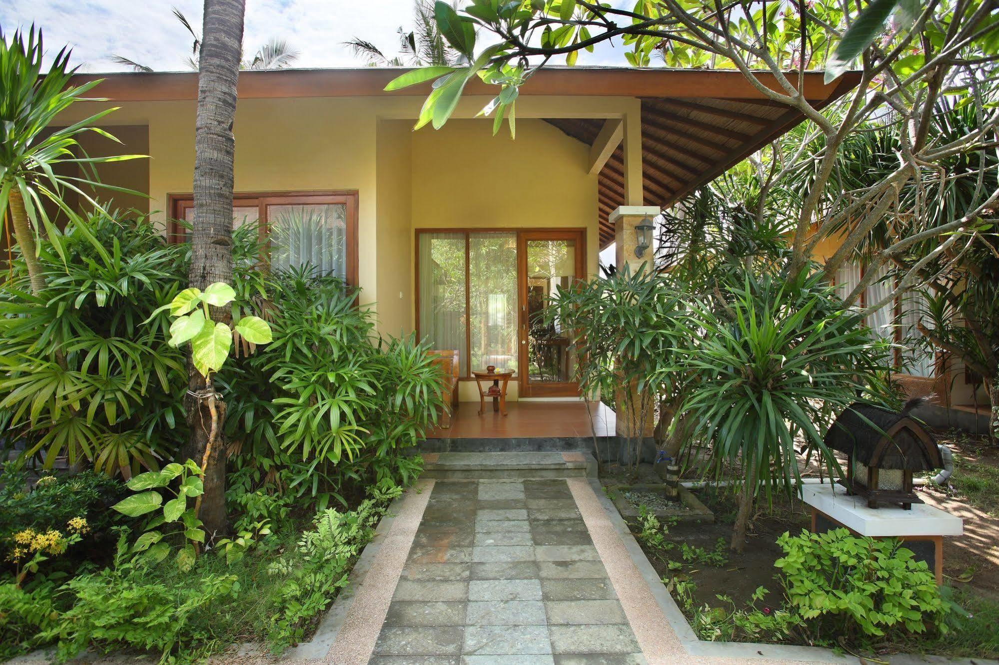 Villa Grasia กีลีตราวางัน ภายนอก รูปภาพ